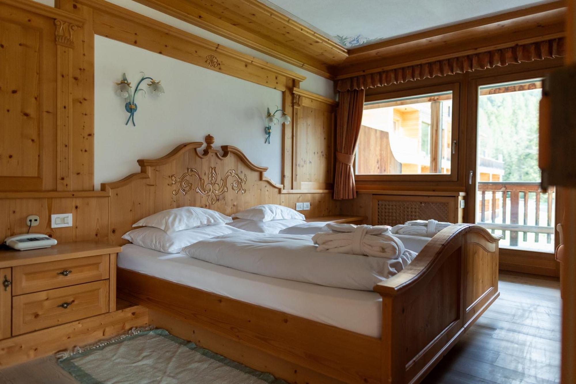 Hotel Gran Paradiso San Cassiano  Ngoại thất bức ảnh
