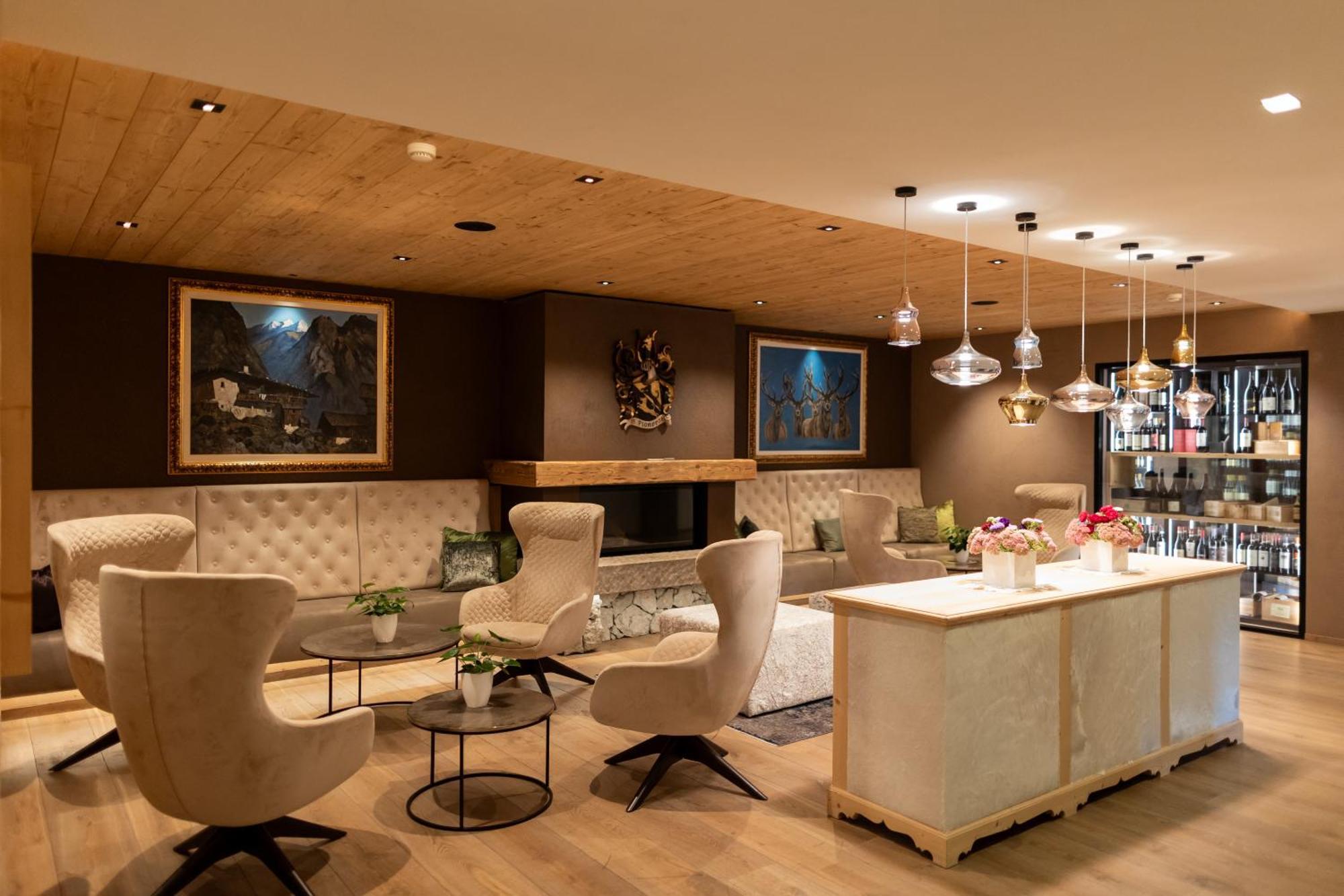 Hotel Gran Paradiso San Cassiano  Ngoại thất bức ảnh